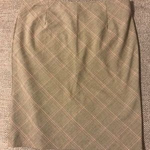 2/$20 sale - Express pencil skirt size 6 GUC